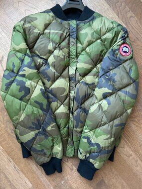Canada Goose North Shore Reversible Camo Black Bomber Jacket Camouflage Puffer L